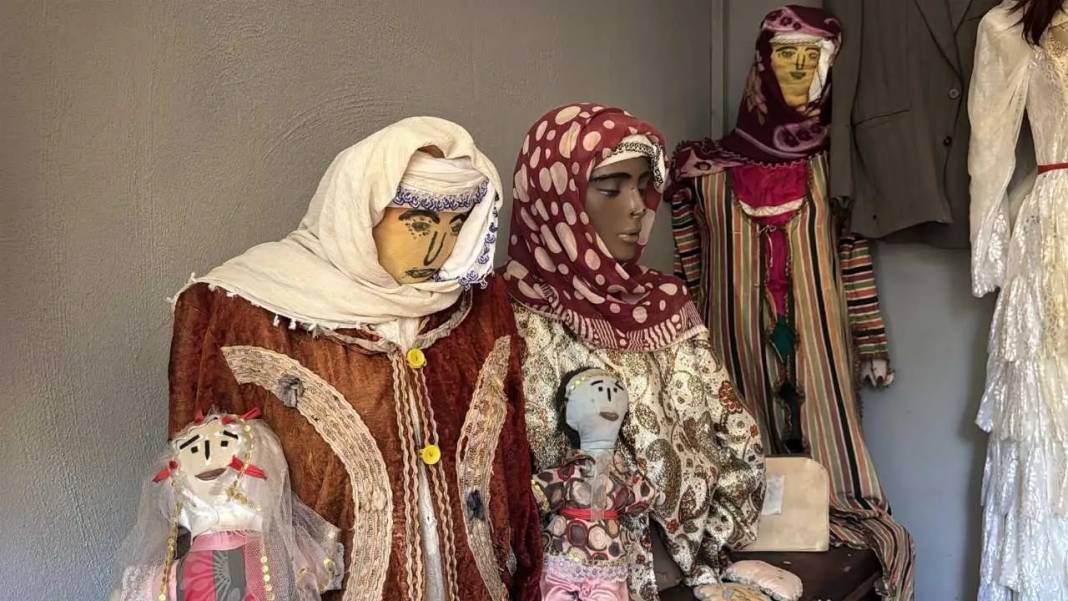 Muğla’da Bahçesinde Kurduğu Müzeyle Yörük Kültürünü Yaşatıyor! 5